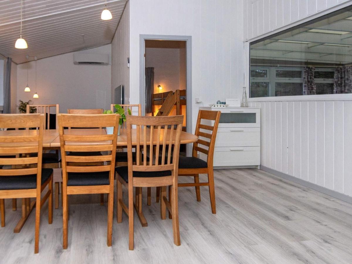 7 Person Holiday Home In Rsted Kare Ngoại thất bức ảnh